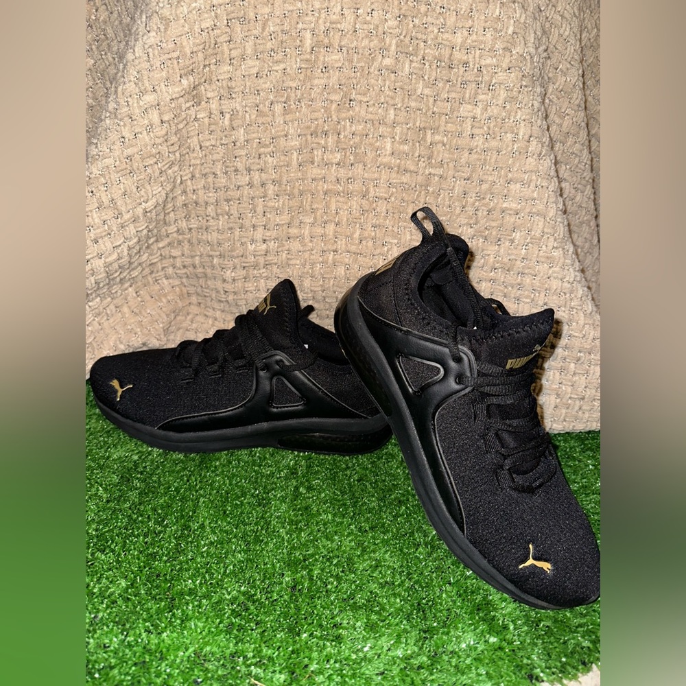 Puma Women Black Sneakers